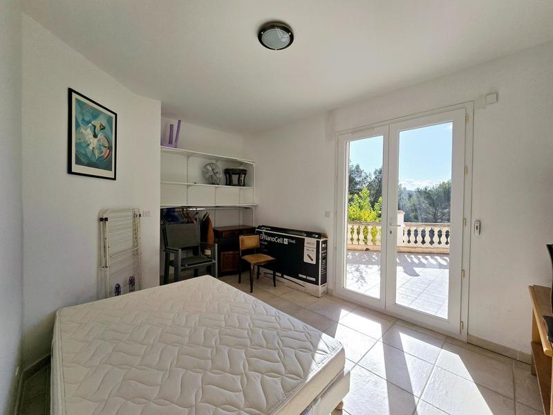 Maison - 190 m² - 7 pièces