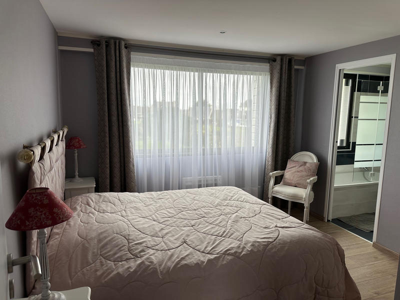 Maison - 200 m² - 6 pièces