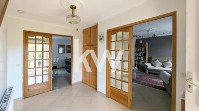 Maison - 184 m² - 8 pièces