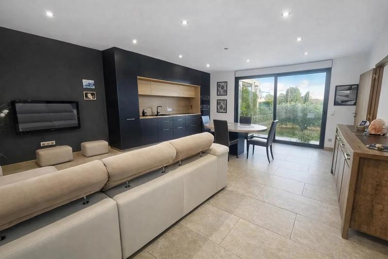 Maison - 84 m² - 4 pièces