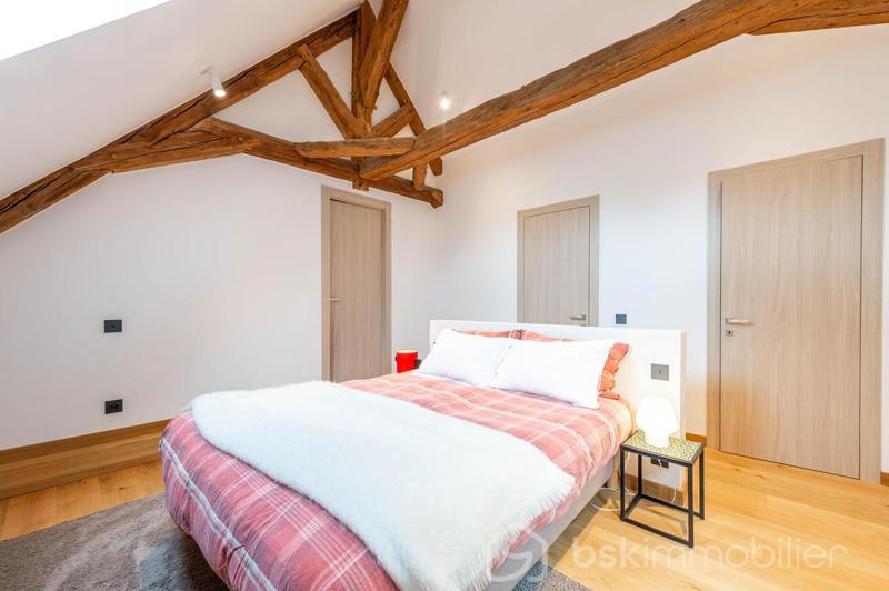 Maison de maîtres - 373 m² - 8 pièces
