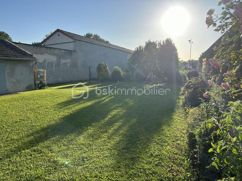 Maison - 272 m² - 10 pièces