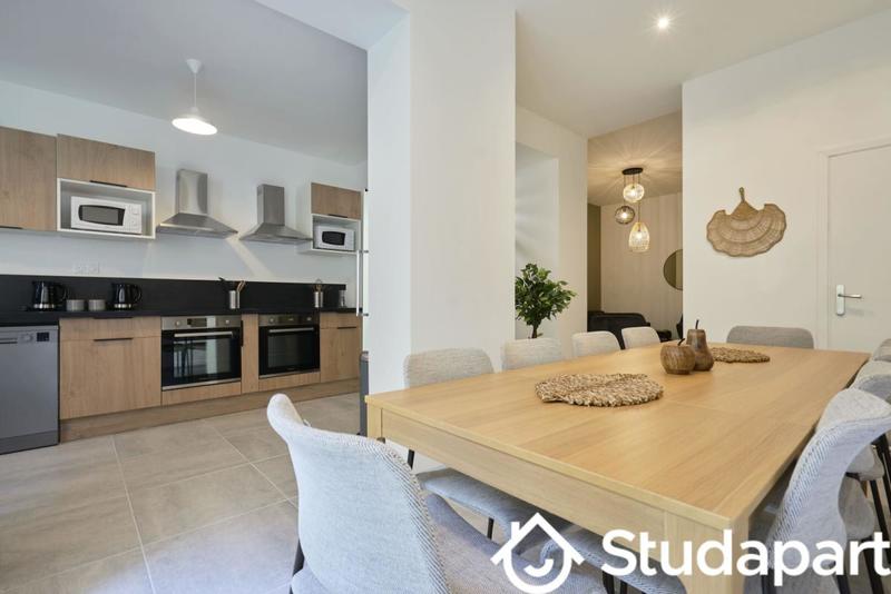 Chambre - 12 m² - 1 pièce