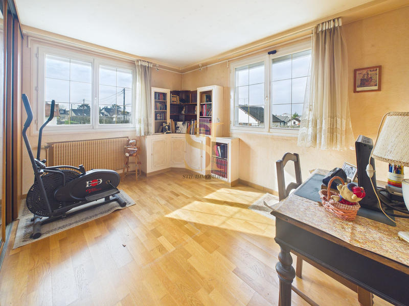 Maison - 121 m² - 6 pièces