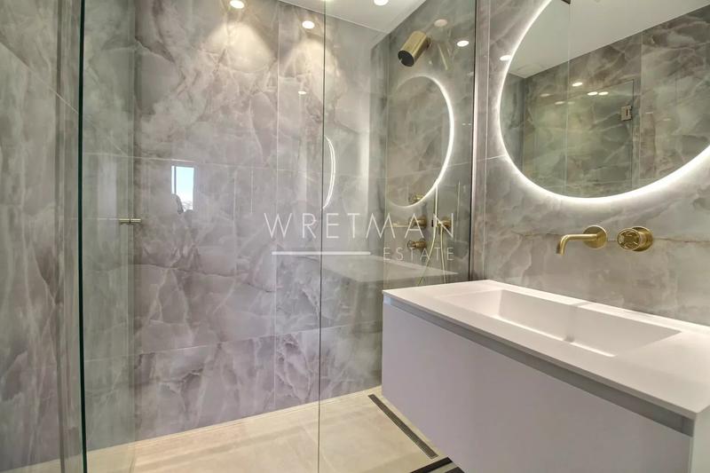 Appartement - 95 m² - 4 pièces