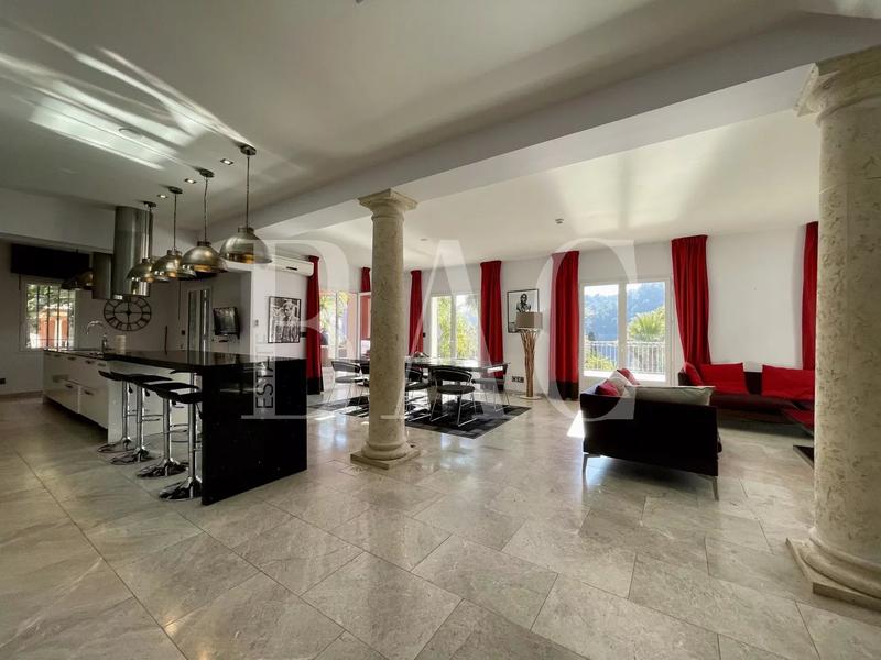 Villa - 430 m² - 12 pièces