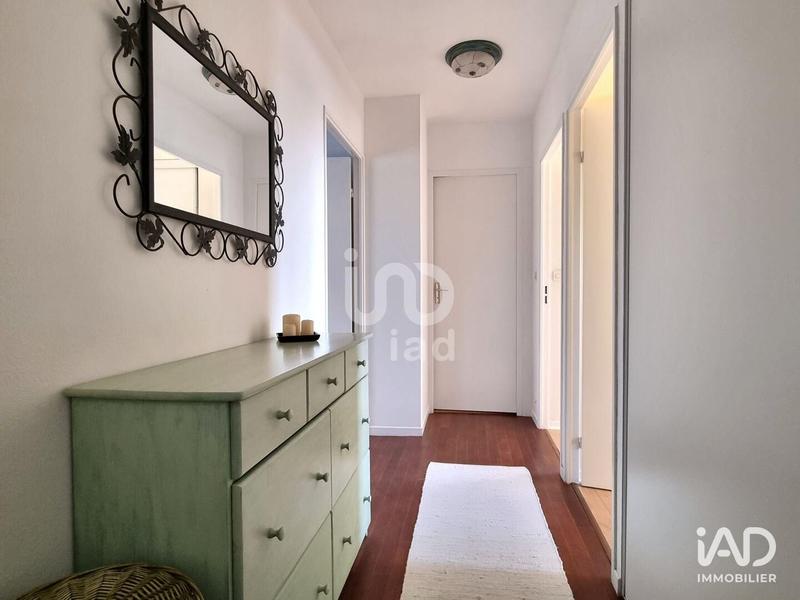 Maison - 235 m² - 8 pièces