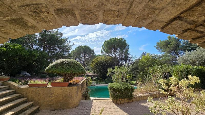 Maison - 218 m² - 7 pièces