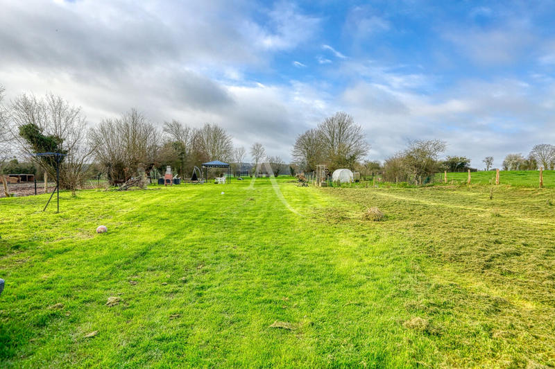 Maison - 150 m² - 8 pièces