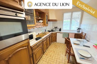 Maison - 90 m² - 4 pièces