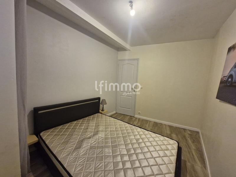 Immeuble - 104 m² - 6 pièces