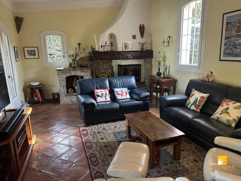 Maison - 195 m² - 5 pièces