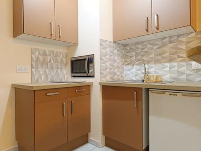 Studio - 25 m² - 1 pièce