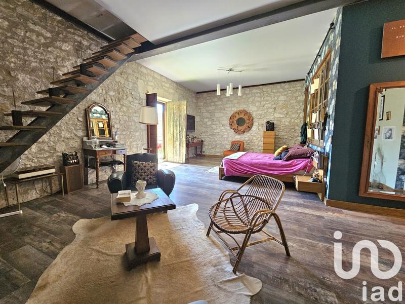 Maison - 356 m² - 11 pièces