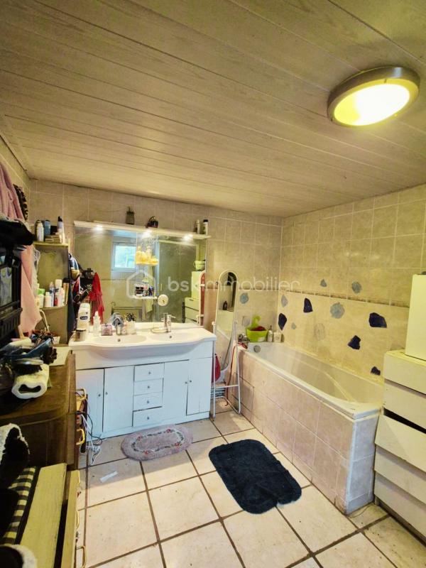 Maison - 105 m² - 5 pièces