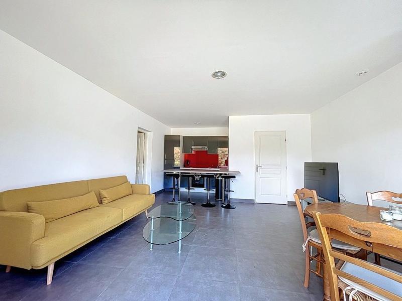 Appartement - 86 m² - 3 pièces