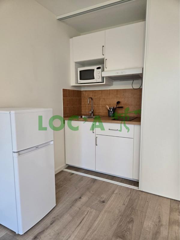 Studio - 28 m² - 1 pièce