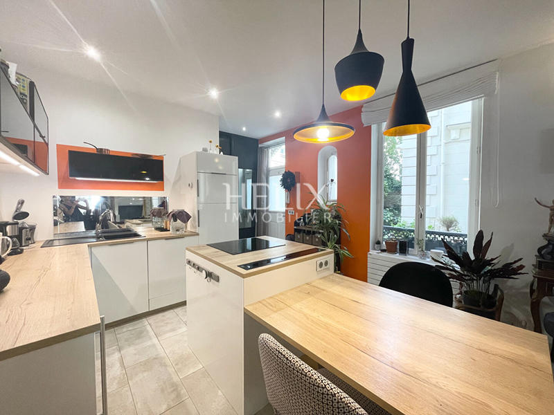 Appartement - 85 m² - 4 pièces