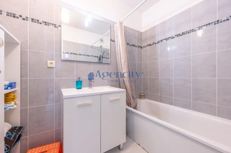 Appartement - 78 m² - 4 pièces