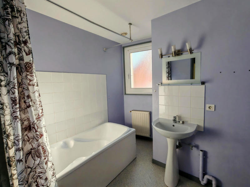 Appartement - 77 m² - 3 pièces