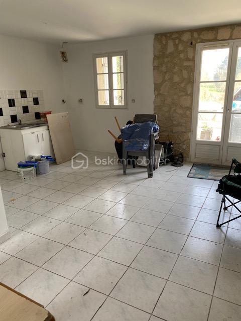 Maison traditionnelle - 85 m² - 4 pièces