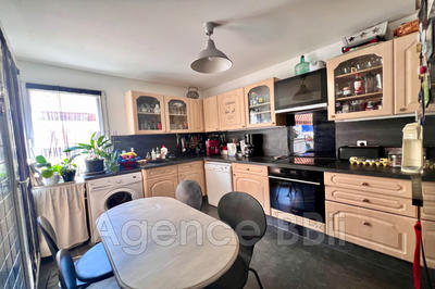 Appartement - 87 m² - 4 pièces