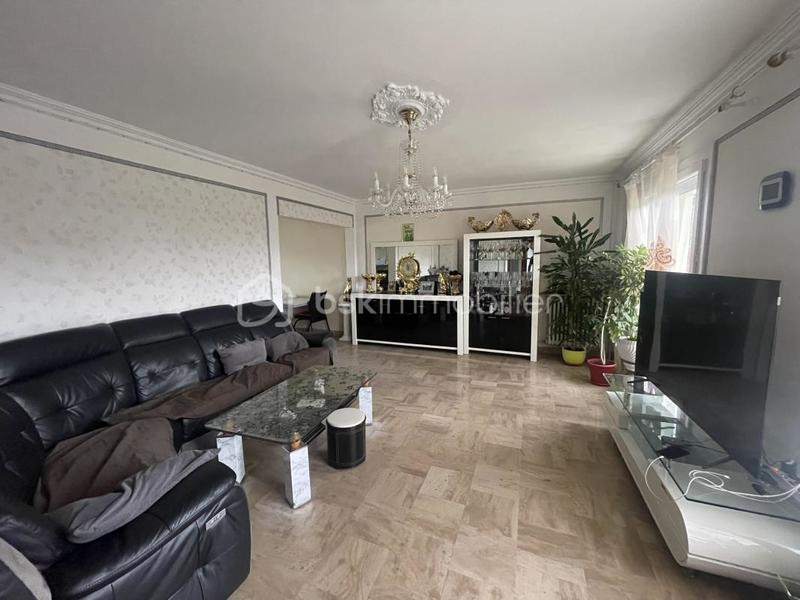 Maison de ville - 146 m² - 7 pièces