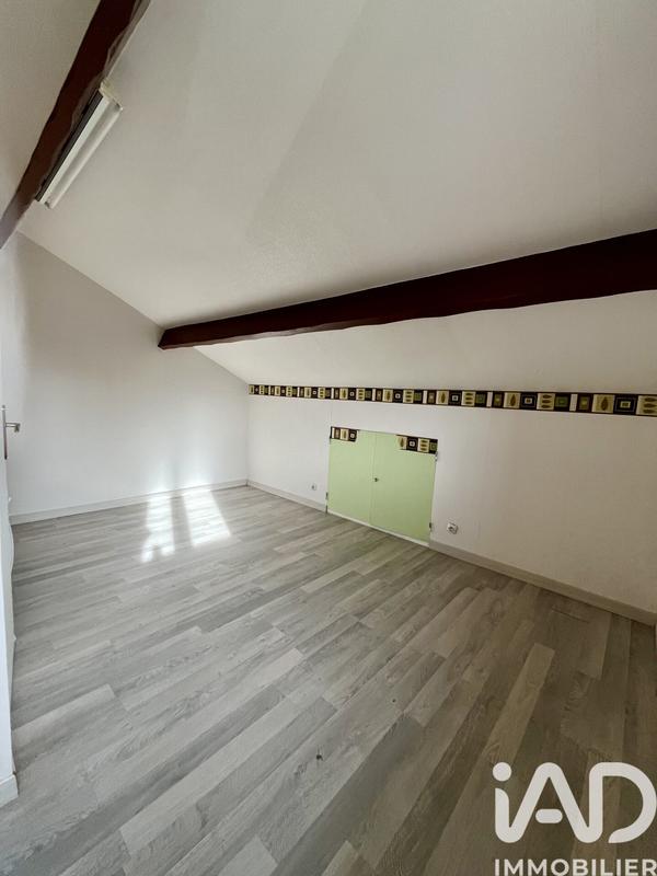 Maison - 180 m² - 8 pièces