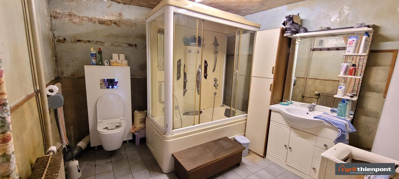 Maison - 140 m² - 5 pièces