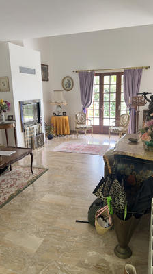 Villa - 350 m² - 8 pièces