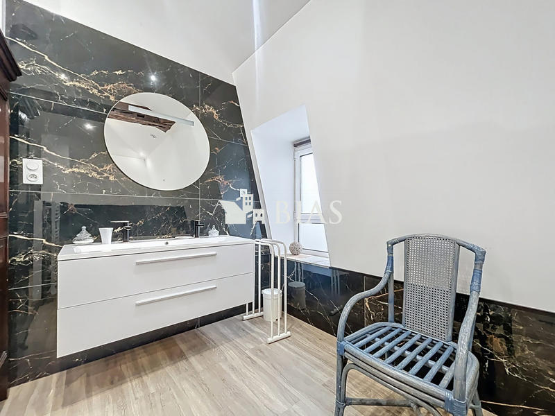 Maison ancienne - 130 m² - 4 pièces