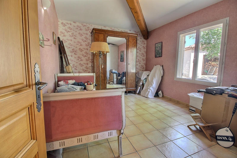 Maison - 204 m² - 9 pièces