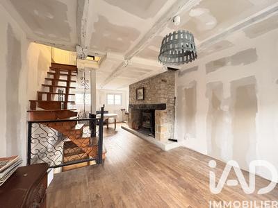 Maison de village - 80 m² - 3 pièces