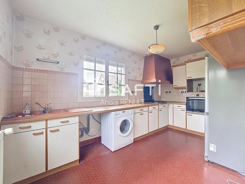 Maison - 90 m² - 5 pièces