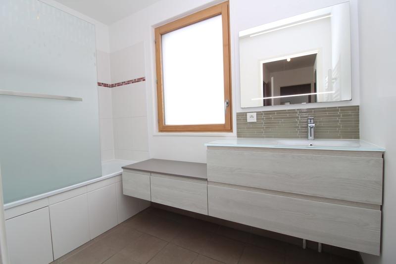 Appartement - 77 m² - 4 pièces