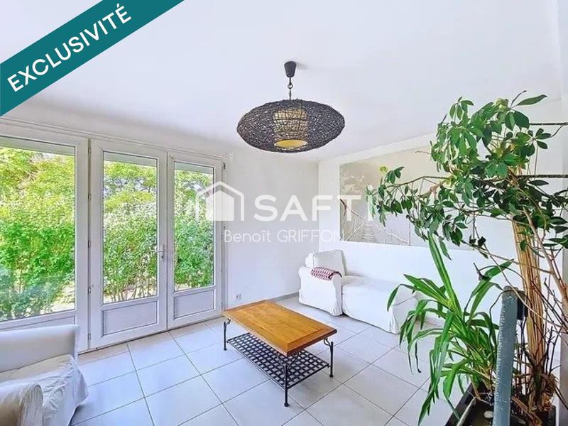 Maison - 137 m² - 8 pièces