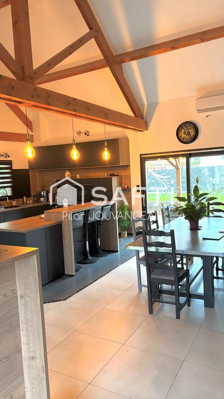 Maison - 154 m² - 6 pièces