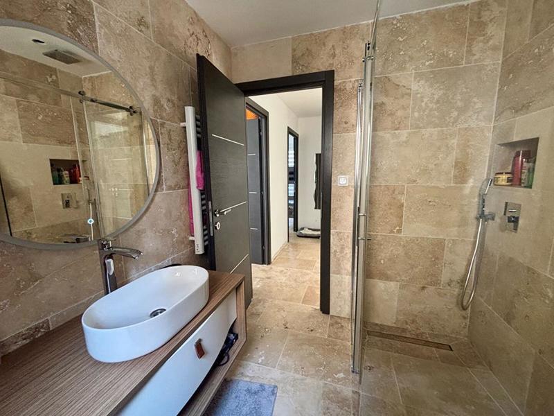 Villa - 110 m² - 4 pièces