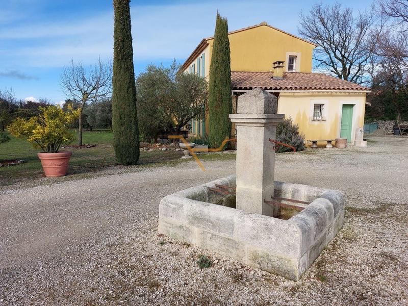 Villa - 237 m² - 7 pièces