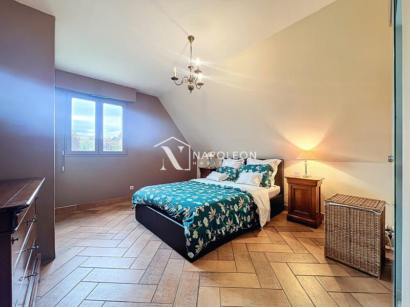 Maison - 190 m² - 6 pièces