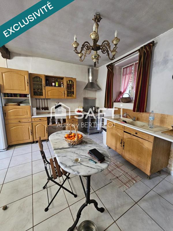 Maison - 200 m² - 1 pièce