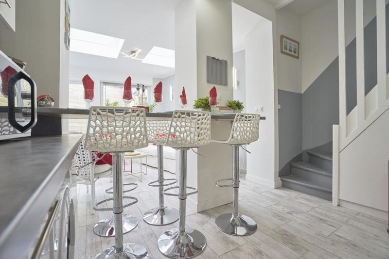 Maison - 83 m² - 6 pièces