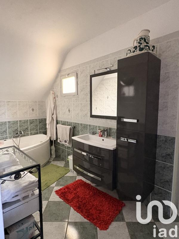 Maison - 142 m² - 6 pièces