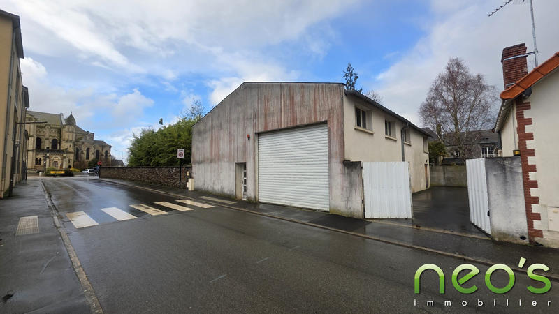 Immeuble - 250 m² - 11 pièces