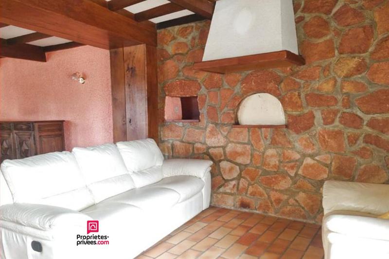 Maison - 230 m² - 9 pièces