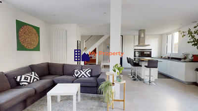 Maison - 152 m² - 7 pièces