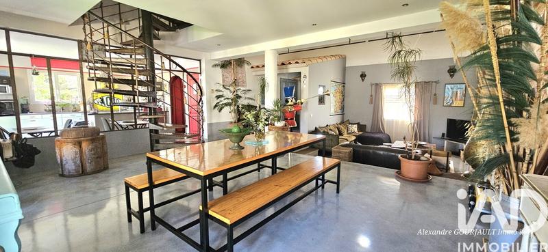 Maison - 170 m² - 6 pièces