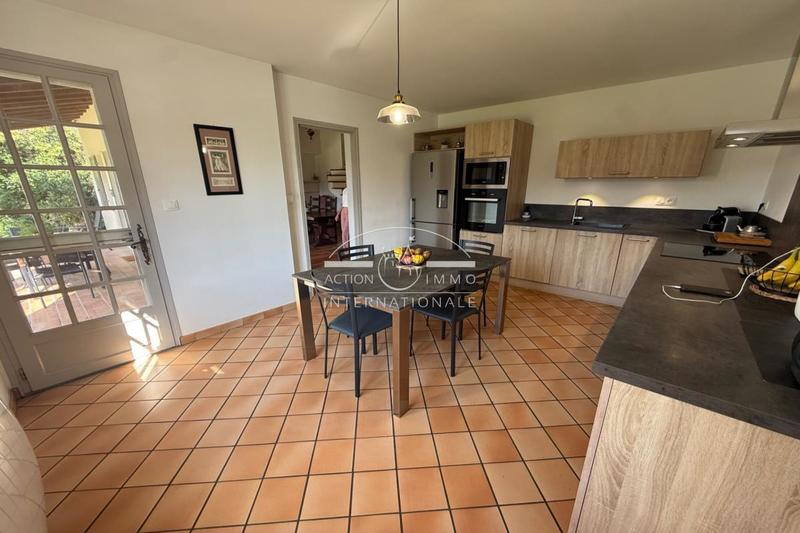 Villa - 150 m² - 6 pièces