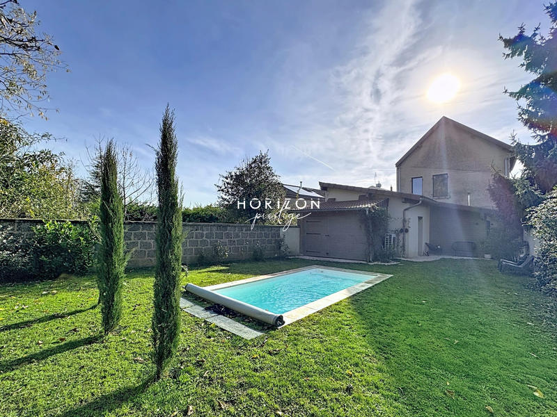 Maison ancienne - 145 m² - 7 pièces