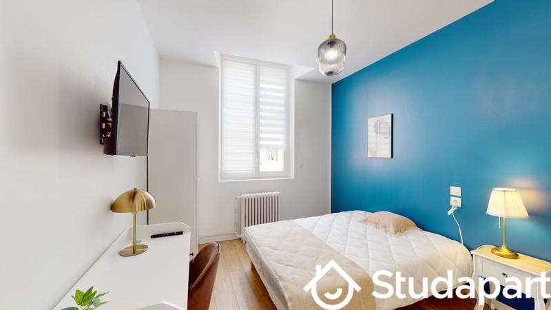 Chambre - 13 m² - 1 pièce